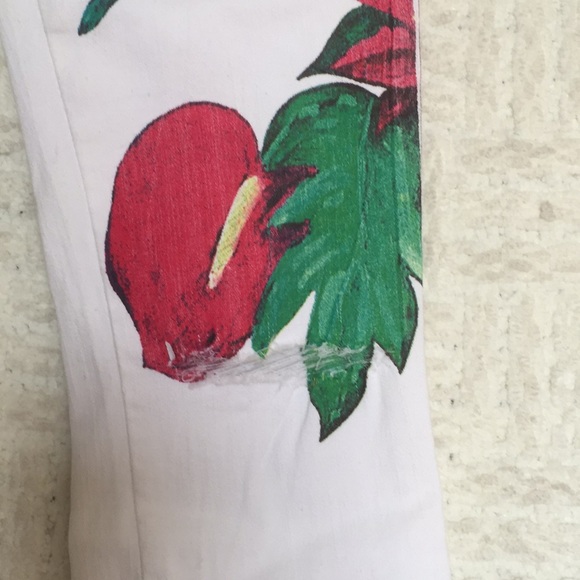 Guess Brittney Skinny with Flowers Jeans Size 24 - Picture 4 of 6